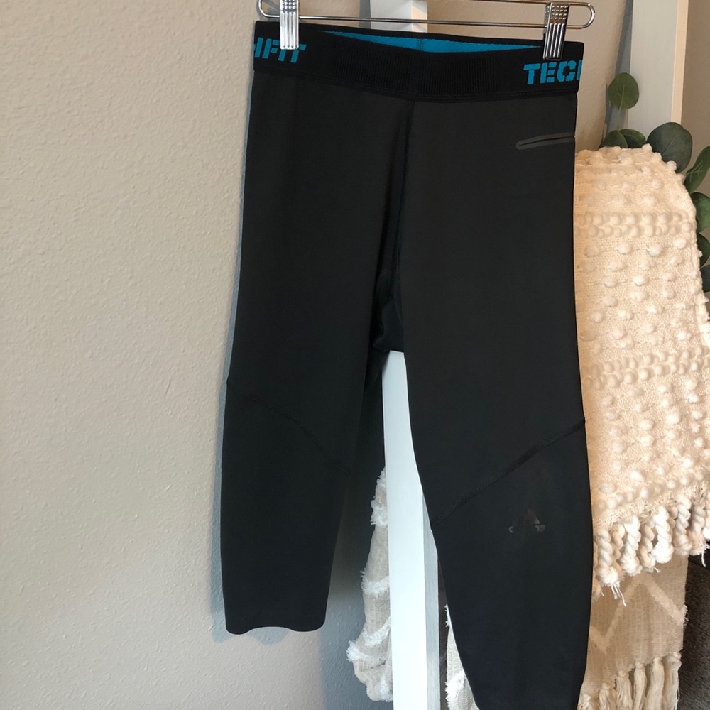 Adidas Climalite Techfit Capri Athletic Pants